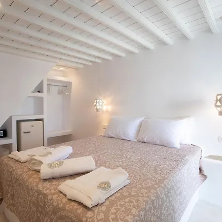Mylos Apartment